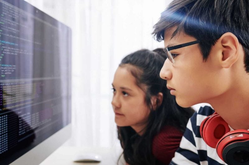 les enfants apprennent à coder
